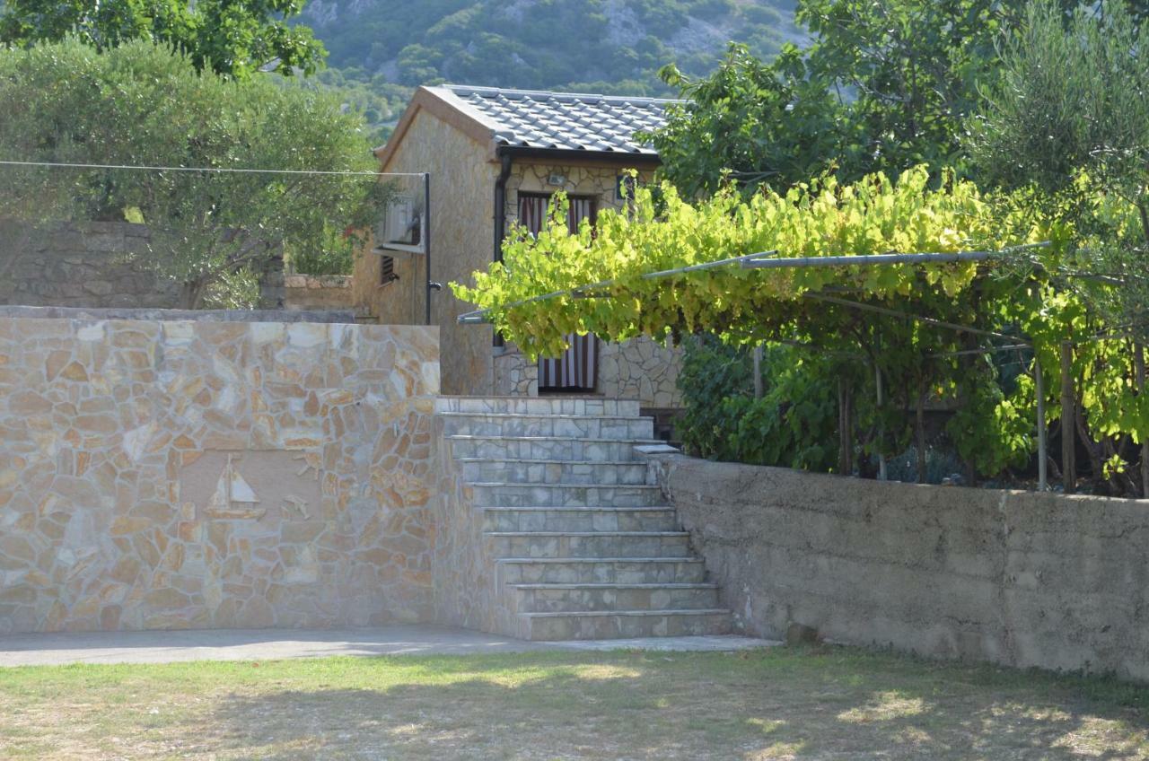 Holiday Home Garina Draga Bašćanska Kültér fotó