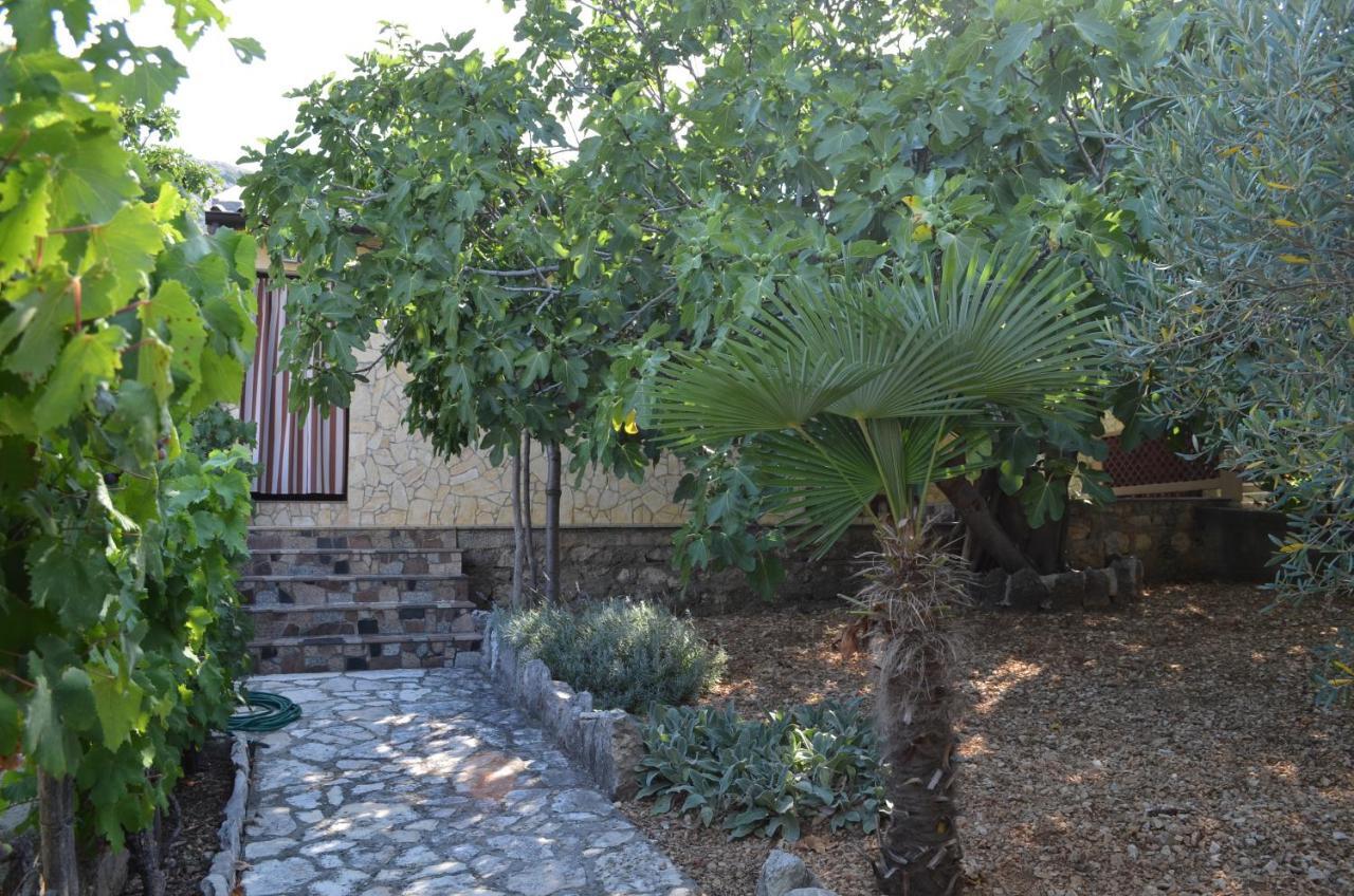 Holiday Home Garina Draga Bašćanska Kültér fotó